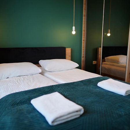 3 Rooms Apartment Podgorze Citybeat #3 Krakow Ngoại thất bức ảnh